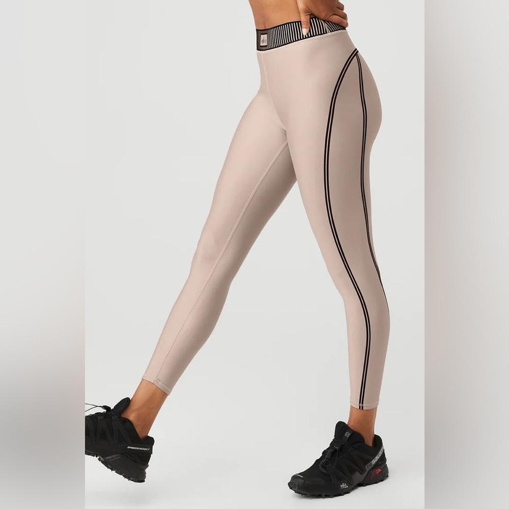 Alo Airlift High-Waist 7/8 Line Up Legging - M